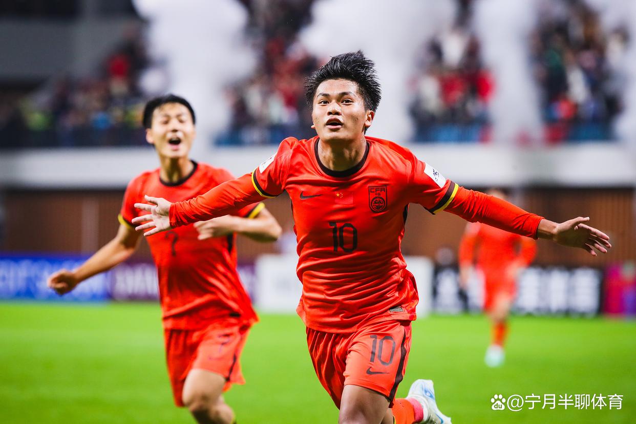 lol新英雄-加时末段欧联焦点战，洛杉矶快船回应争议，压力陡增，球探报告显示潜力的简单介绍