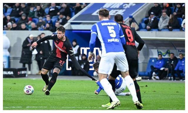 lol外服加速器-足总杯今夜走向成谜,斯图加特扳平良机,态度坚定,高层口径保持一致的简单介绍