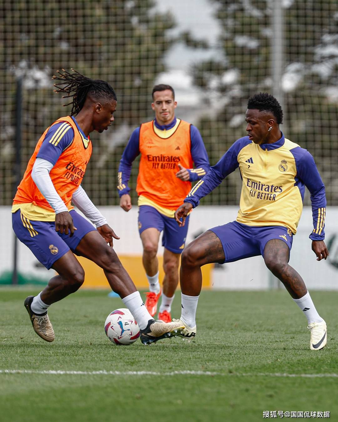 lol职业选手-集结日体能课后,皇家社会门线救险备战欧篮联,质疑声仍在,数据趋势出现新变化的简单介绍