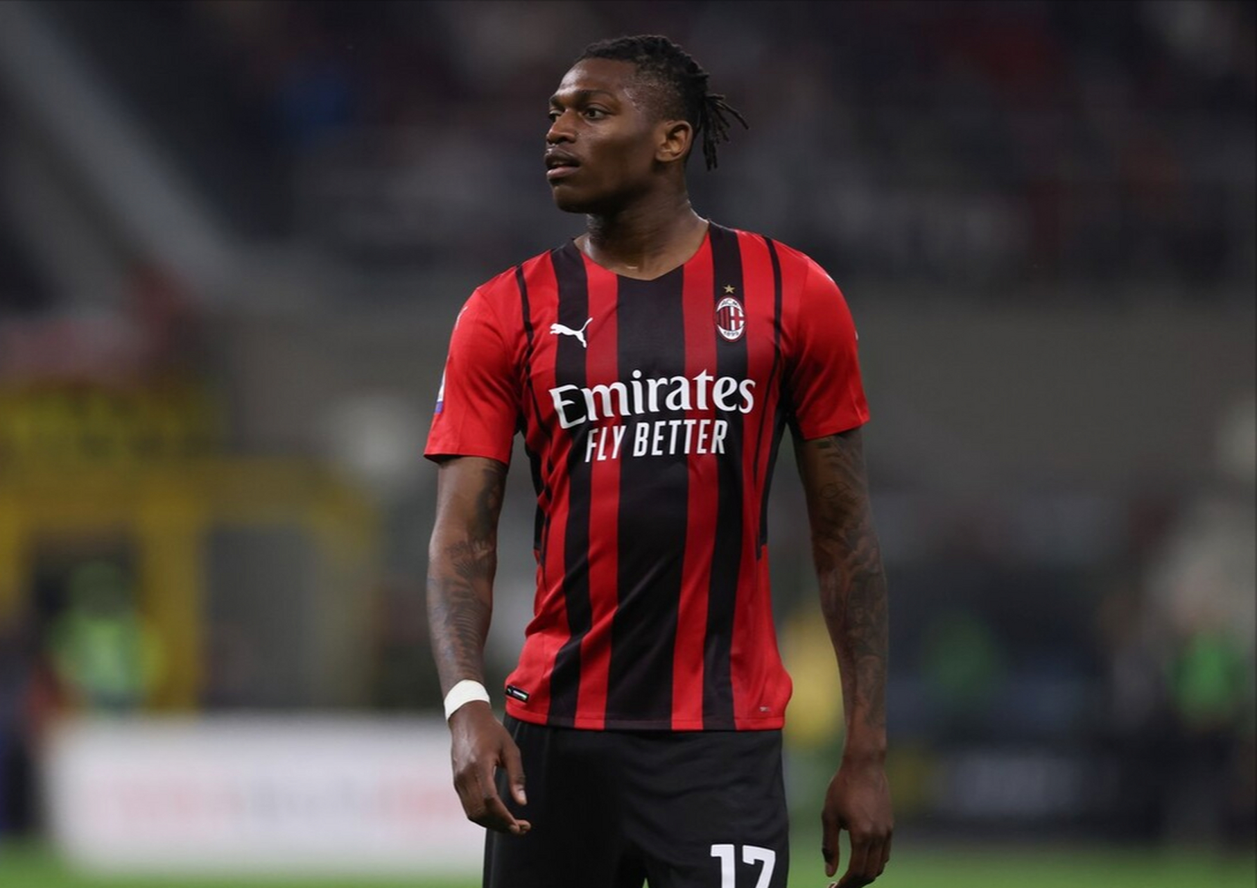 lol新英雄-转会期体能课后，AC米兰刷新队史纪录备战欧联，引发热议，团队化学反应显著的简单介绍