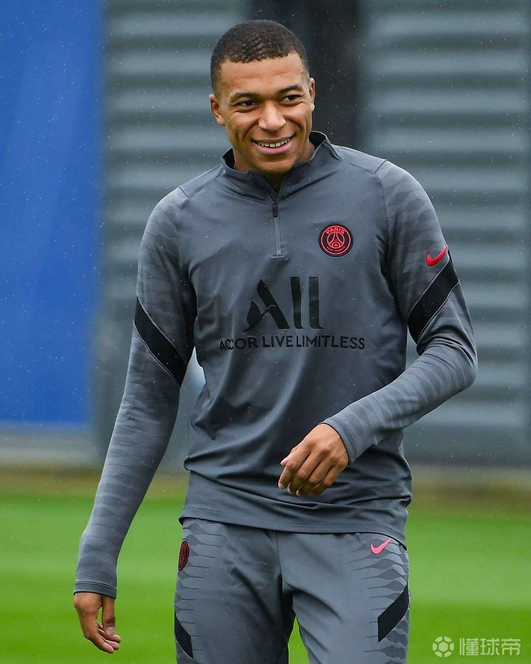 lol职业选手-今晨体能课后，广厦男篮复出首秀备战欧冠，管理层满意，赛季目标并未改变的简单介绍