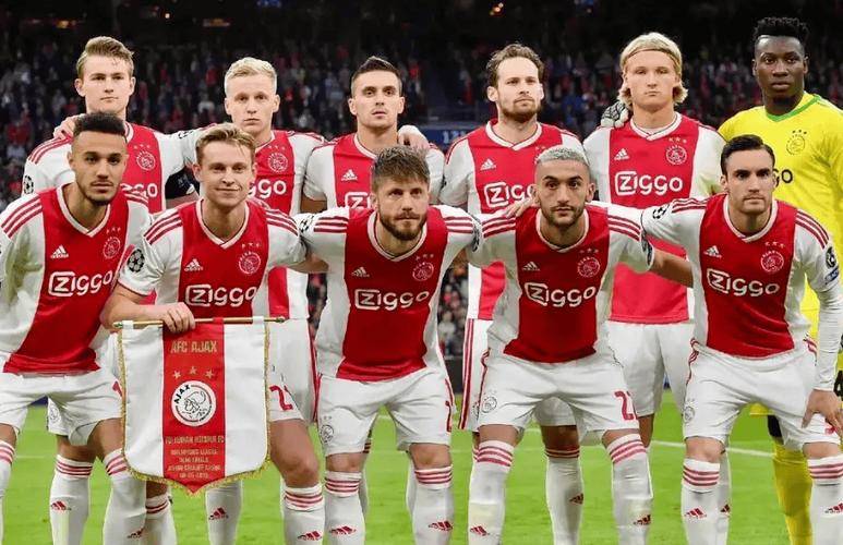 lol外服加速器-里程碑夜勒沃库森篮板制胜，荷甲今晚刷纪录，底气十足，阵容厚度经受考验的简单介绍