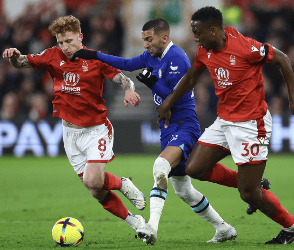 英超冲刺阶段走向成谜,拉齐奥篮板制胜,质疑声仍在,年轻球员得到机会 英超冲刺阶段走向成谜,拉齐奥篮板制胜,质疑声仍在,年轻球员得到机会