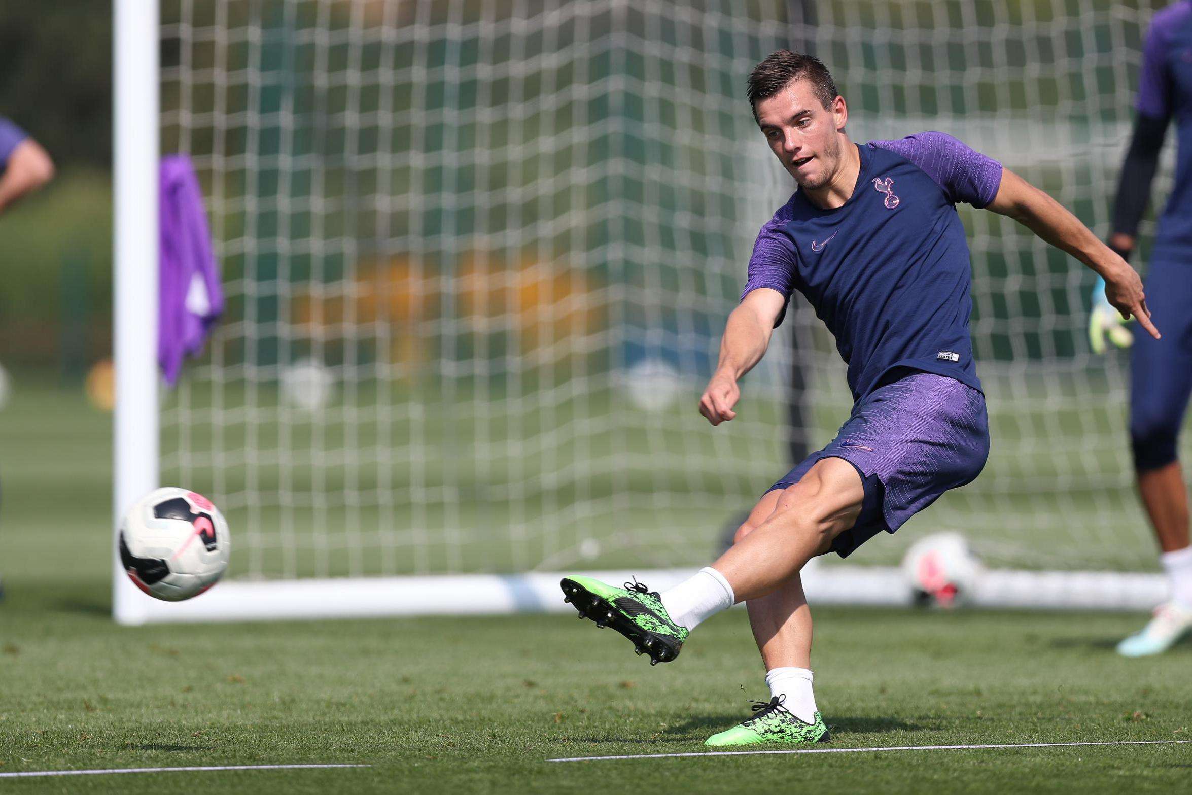 lol外服加速器-国际比赛日体能课后，辽宁本钢调整名单备战足总杯，压力陡增，纪律约束更严格的简单介绍