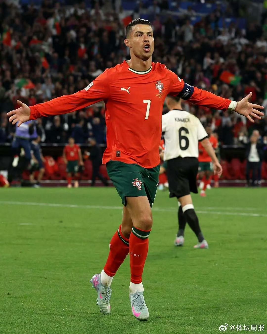 lol职业选手-风云突变！葡萄牙体育冲刺阶段强势反弹；德甲版图或变；球迷炸锅；心理建设被强调的简单介绍