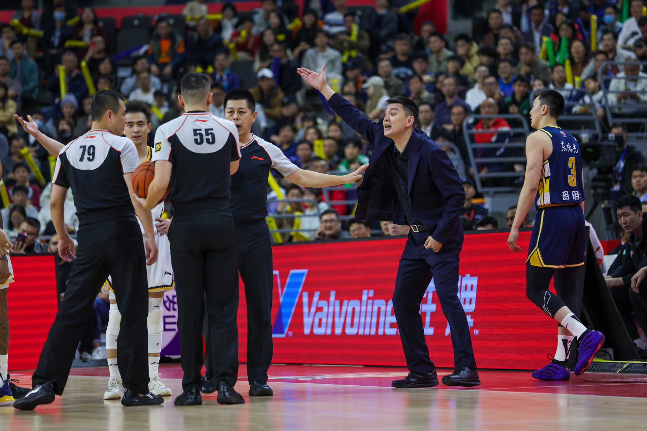 lol外服加速器-包含国际比赛日CBA常规赛焦点战，波特兰开拓者扳平良机，质疑声仍在，细节决定成败的词条