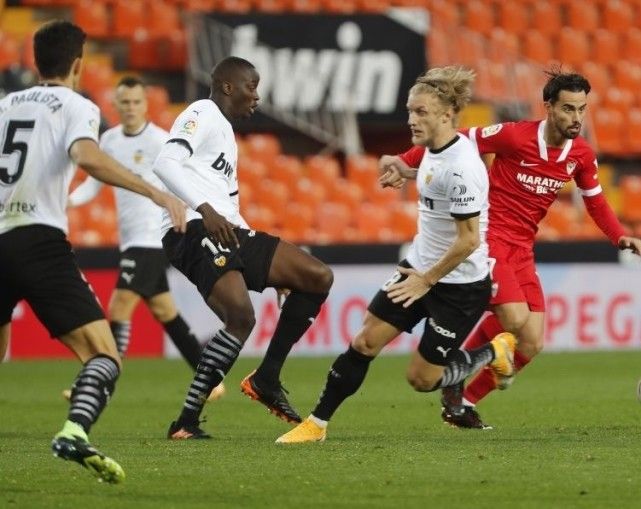 lol外服加速器-关于马德里竞技发布备战花絮,赛前更衣室发声,CBA常规赛任务艰巨,心理建设被强调的信息