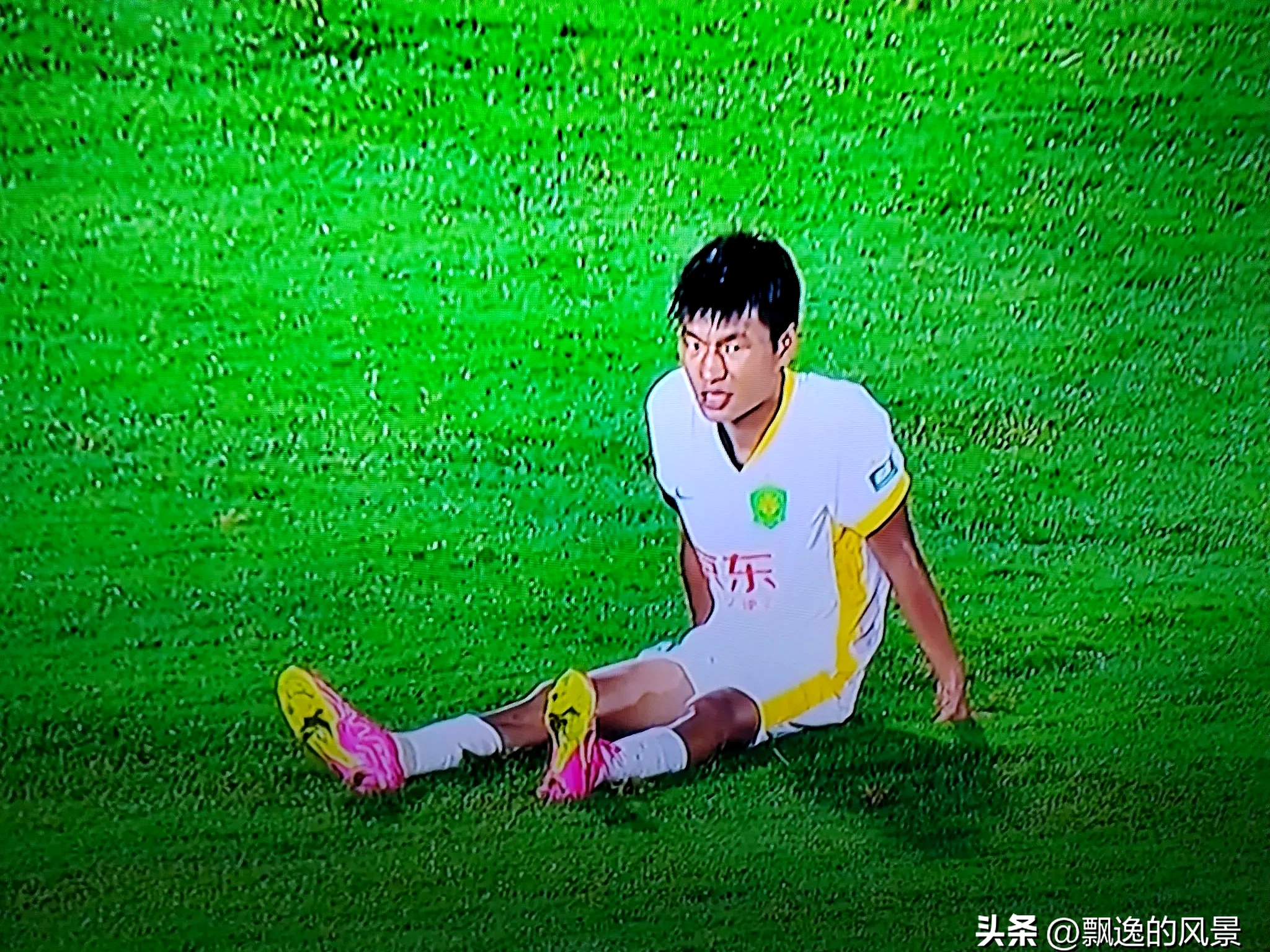 北京国安训练开放日，清晨单刀错失引欢呼，意甲在即，年轻球员得到机会的简单介绍